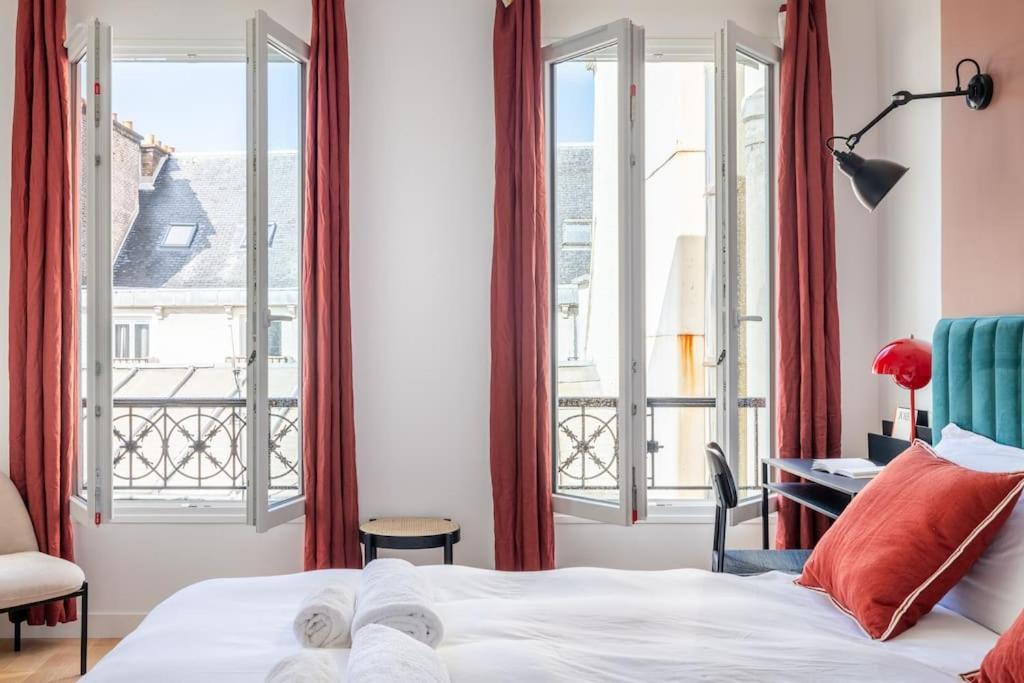 Rare, Center, Luxury With Roof View * Paris
